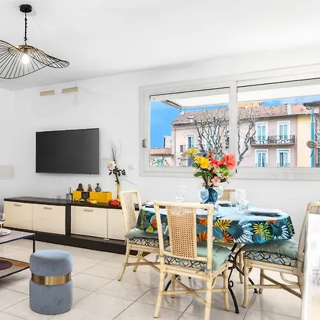 Royal Monceau Menton, Plein Centre, Terrasse *