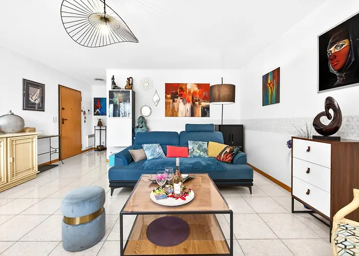 Royal Monceau Menton, Plein Centre, Terrasse Apartment *