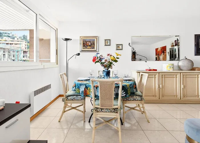 Royal Monceau Menton, Plein Centre, Terrasse Apartamento