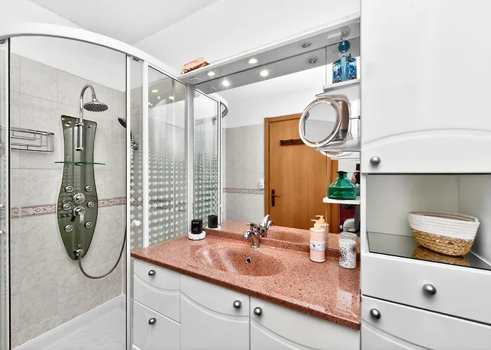 Royal Monceau Menton, Plein Centre, Terrasse Apartamento